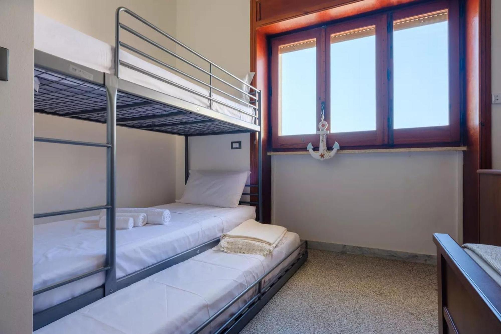 Emerald Residence Sleeps 12 With Sea View Porto Cesareo Esterno foto